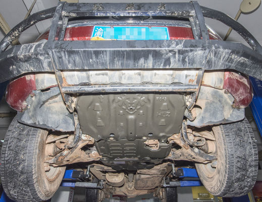 2020- JMC Ford Everest Motor Deckel Unteren Chassis Schutzbrett Schlittenplatten mit Design