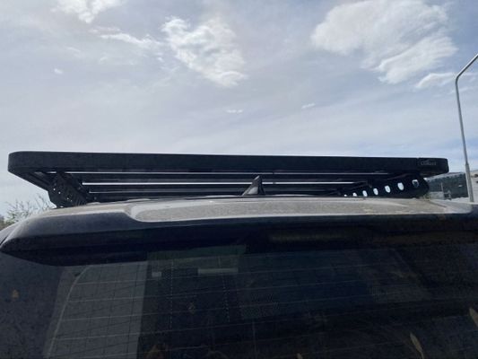 AL6063 SS304 Schwarzes Dachregal für Toyota Land Cruseir LC300 Aluminiumzubehör