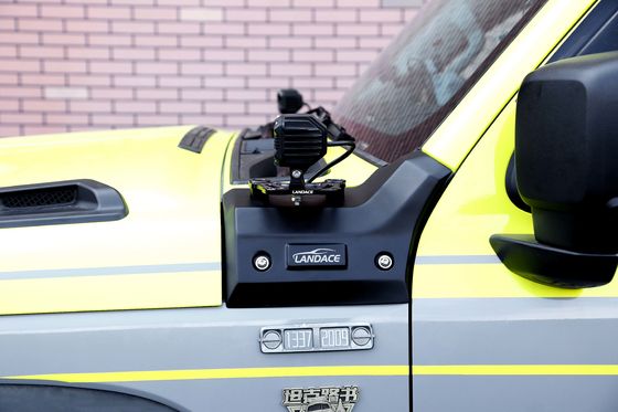 Effizient gestaltete Montageklammern für Jeep Tank 300 A-Säulenleuchten Modifizierte PC ABS