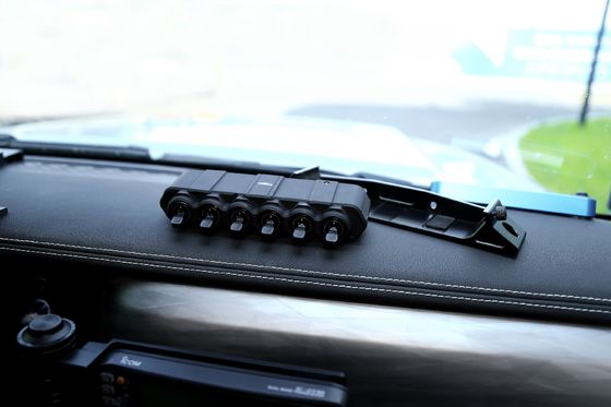 Universelles Jahr Universelles BLACK 6 Gang LED Fahrzeugsteuerung Schalterplatte Elektronische Relais-System