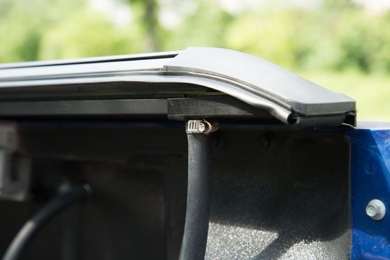 4X4 Zubehör UTE Tonneau-Abdeckung Rückziehbare Dachterrasse Verriegelung Wasserdicht für Nissan