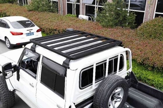 Installation von Regenrinnen Off-Road Land Cruiser LC79 Aluminium 4X4 Dachregal für Toyota