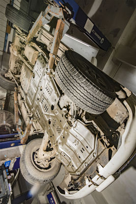 Schwarzmetall-Skid-Platte für Toyota LC100 Motor und Getriebe in Magnaliumlegierung