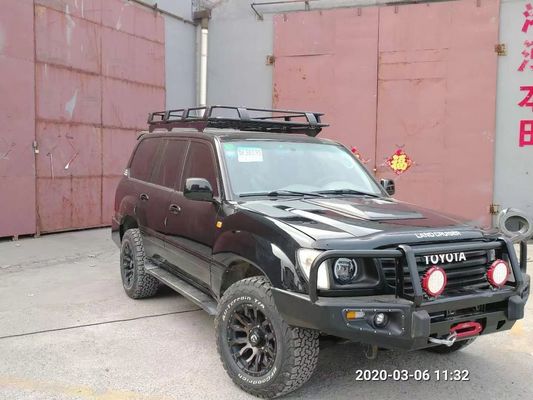 Verbessern Sie das Aussehen und die Leistung Ihres Toyota LC100 mit diesem 4x4 Bull Bar Frontbumper