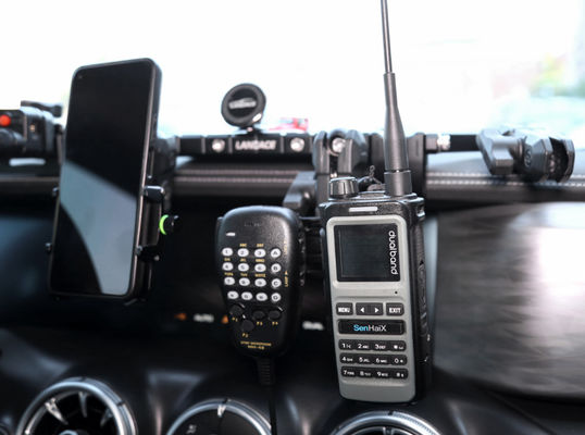 Hochkompatible Mobilfunk-GPS-Halter für Mobiltelefone für den Tank 300