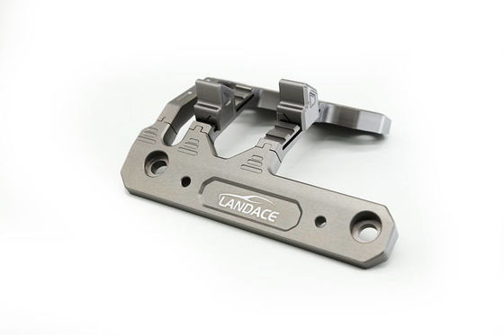 Stahlhalter für das Außenzubehör des Fahrzeugs auf dem Tank 300