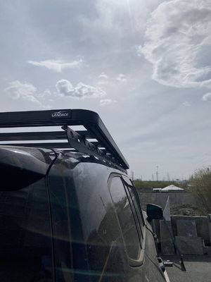 LC300 150*142*5 Flachdachregal Aluminiumlegierung Außenzubehör für 4X4-Fahrzeuge