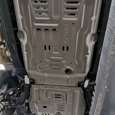 Mercedes-Benz G500 4x4 Fahrzeugzubehör Schlittenplatten Chassis Schutzfarbe Schwarz