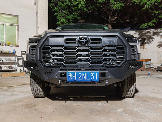 OE NO. Stoßstange für Toyota Tundra 210*66*75CM Sprengstoffmodelle Stoßstange Platten Winde Stier Stange Vorderstoßstange