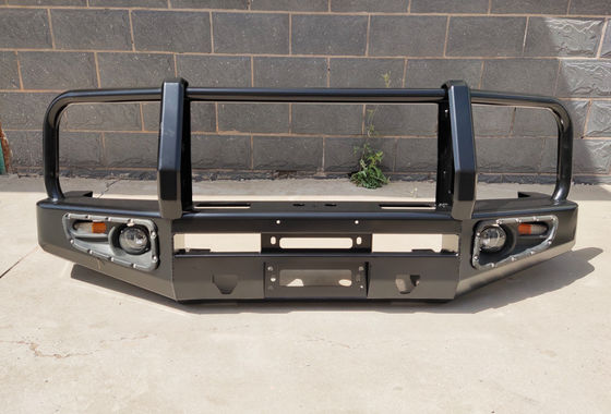 Toyota LC79 Autoteile Winch Bull Bar Vorderstoßstange mit Reifenträger Jerry Can Holder