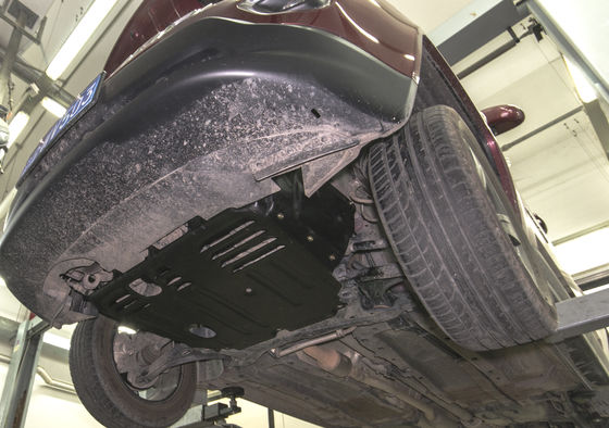 Jeep Patriot Unterkörper-Schutzpanzerung mit individueller Motor-Schutzplatte