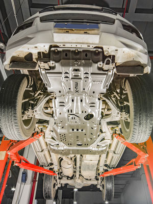 Schutzpanzer Brennstoffbehälter Skid-Platte für ISUZU MU-X DMAX Originalgröße