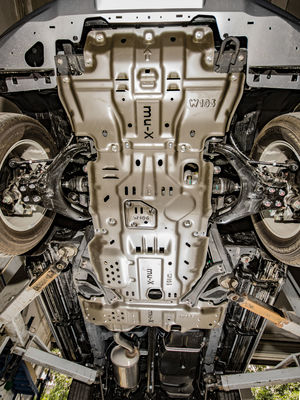 ISUZU MU-X und D-MAX Zubehör OEM-Skid-Platte für das Getriebe