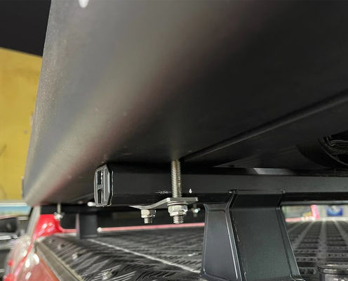 Erleben Sie den Unterschied 30L Solar Overland Water Tank für Off-Road Abenteuer