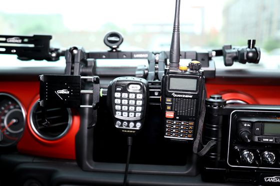 Prozess CNC-bearbeitete Aluminiumlegierung Mittelkonsole Halterung für Jeep Wrangler