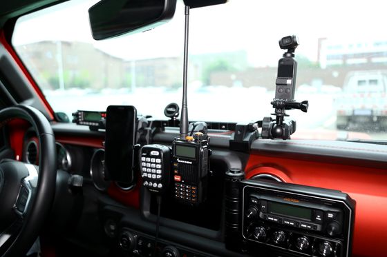 Prozess CNC-bearbeitete Aluminiumlegierung Mittelkonsole Halterung für Jeep Wrangler