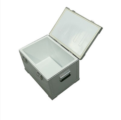 Pulverbeschichtete Aluminiumlegierung Vintage Glamping Outdoor Camping Lagerkiste 600*400*300mm