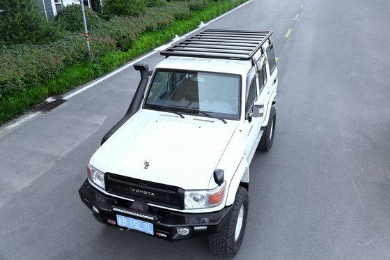 TOYOTA LC76 Schwerlast-Pulverbeschichtetes Dachregal aus Aluminiumlegierung mit einem Nettogewicht von 27,5 kg