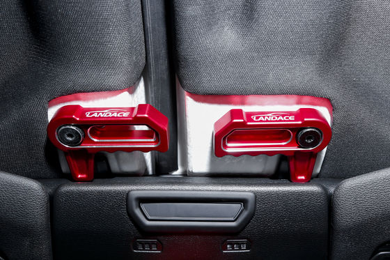 Öffnen Sie den Schaltergriff zum einfachen Entfernen der Innenoberfläche auf dem Jeep Wrangler JL JK2012-2023