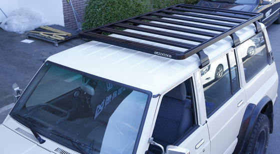 Schwarze Edelstahl-Aluminiumlegierung Frachtkörbe Plattformen Autodachregale G.W. 20kg