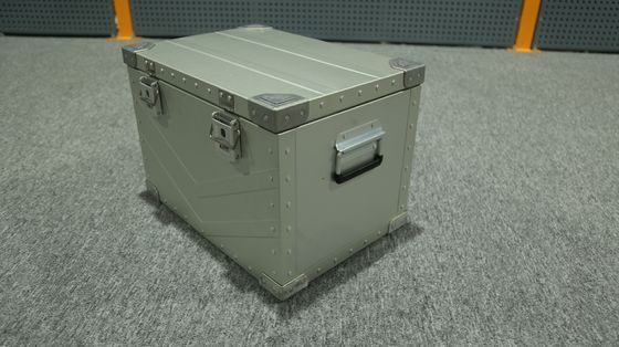 G.W. 8,5 kg Geometrisches Muster Aluminiumlegierung Auto Camping Küchenbox Lagerung Isolierung