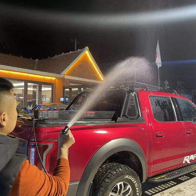 Hoch-Camping-Ausrüstung Dachträger Montage Wasserbehälter für Universal-Auto-Modell Anzeige