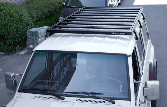 Y60 1889*1225mm Nettogewicht 23.5kg SUV Autodachregal 4x4 HOT Universalstahl Aluminium Schwarze Box Verpackung